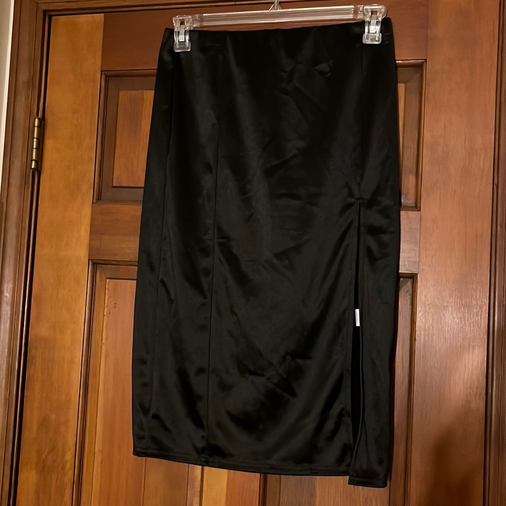 NWT Black Midi Skirt w/ slit